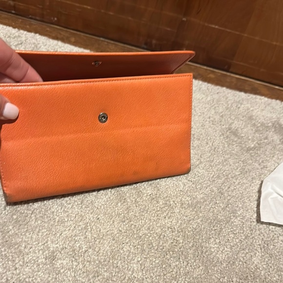 CHANEL Vibrant Orange Leather Clutch - Picture 6 of 11
